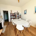 Le Castel Superbe Climatise Pour 4 Personnes Au Centre De