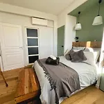 Le Castel Superbe Climatise Pour 4 Personnes Au Centre De * Hyeres