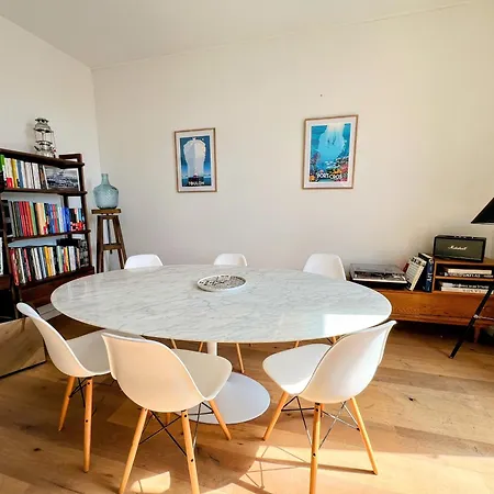 Le Castel Superbe Climatise Pour 4 Personnes Au Centre De * Hyères