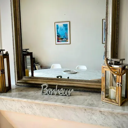 Апартаменти Le Castel Superbe Climatise Pour 4 Personnes Au Centre De *