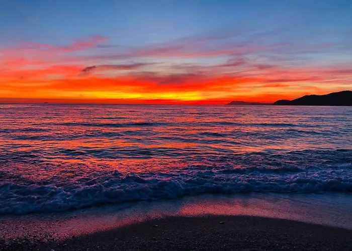 Le Castel Superbe Climatise Pour 4 Personnes Au Centre De Єр